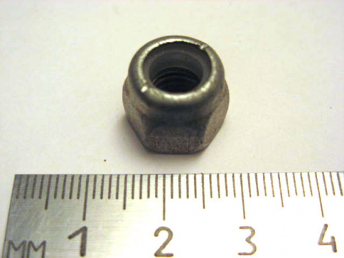 Гайка М8х1,25 с нейлоновым кольцом (50)
